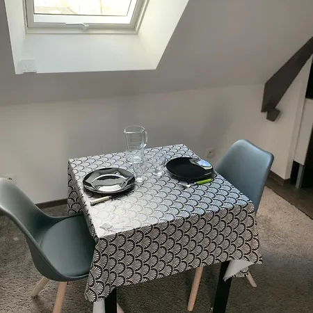 Lägenhetshotell Chaleureuse Avec Acces Independant Et Sanitaires Independants